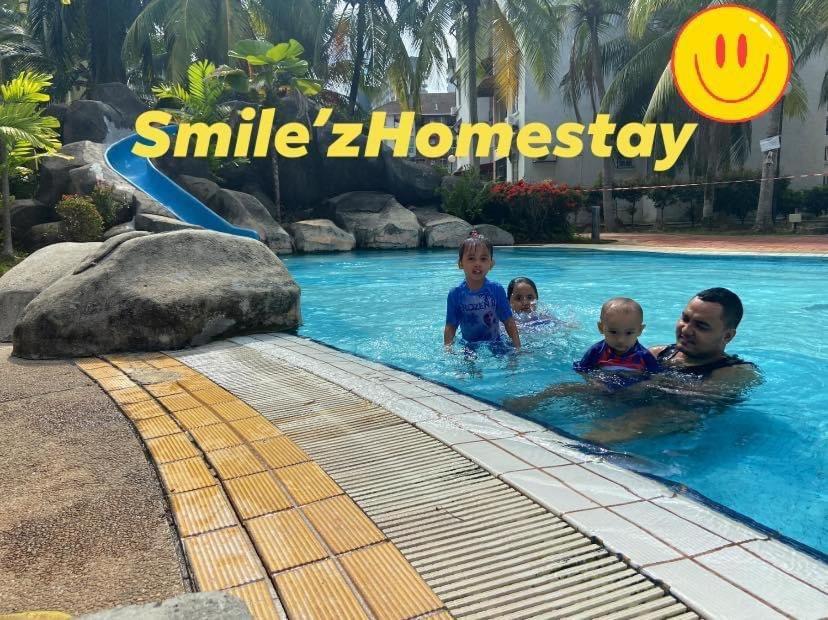 Smilez Homestay H102 & A306 At Pd Perdana Kondo Resort Port Dickson Extérieur photo